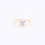 Pierścionek zaręczynowy z owalnym diamentem laboratoryjny 1,55ct - próba 585