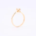 Zaręczynowy pierścionek z brylantem  - próba 585